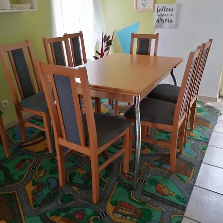 8 Osobowy Portowa Przystan 150m Od Plazy 펜션